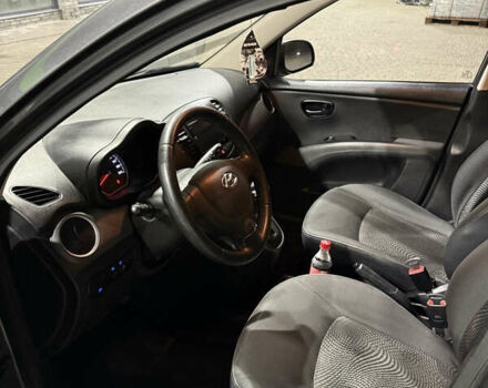 Серый Хендай и10, объемом двигателя 1.1 л и пробегом 76 тыс. км за 7550 $, фото 12 на Automoto.ua