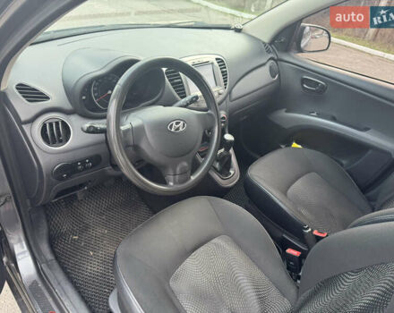 Серый Хендай и10, объемом двигателя 1.09 л и пробегом 130 тыс. км за 5700 $, фото 13 на Automoto.ua