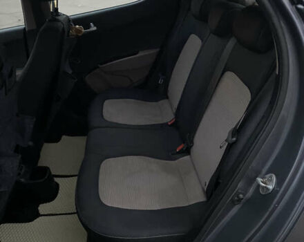 Серый Хендай и10, объемом двигателя 1 л и пробегом 202 тыс. км за 6800 $, фото 21 на Automoto.ua