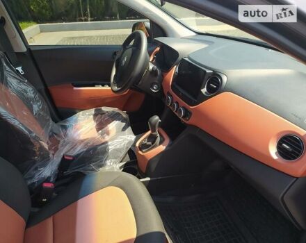 Серый Хендай и10, объемом двигателя 1.2 л и пробегом 16 тыс. км за 14700 $, фото 18 на Automoto.ua