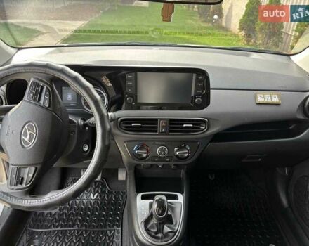 Серый Хендай и10, объемом двигателя 1.2 л и пробегом 29 тыс. км за 14800 $, фото 7 на Automoto.ua