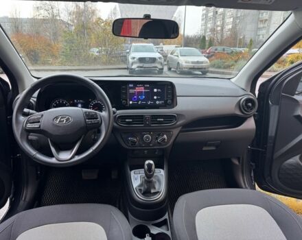 Серый Хендай и10, объемом двигателя 1.2 л и пробегом 19 тыс. км за 16500 $, фото 5 на Automoto.ua