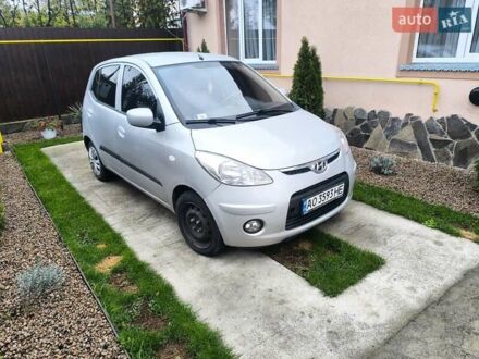 Серый Хендай и10, объемом двигателя 1.1 л и пробегом 145 тыс. км за 3999 $, фото 1 на Automoto.ua