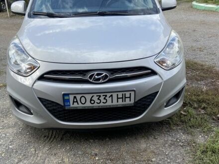 Хендай і10 2012 у Ужгороді на Automoto.ua Сірий Хендай і10, об'ємом двигуна 1.1 л та пробігом 80 тис. км за 5000 $, фото 1 на Automoto.ua
