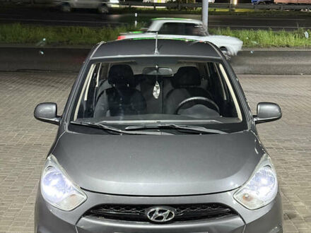 Сірий Хендай і10, об'ємом двигуна 1.1 л та пробігом 76 тис. км за 7550 $, фото 1 на Automoto.ua
