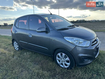 Сірий Хендай і10, об'ємом двигуна 1.09 л та пробігом 157 тис. км за 5500 $, фото 1 на Automoto.ua