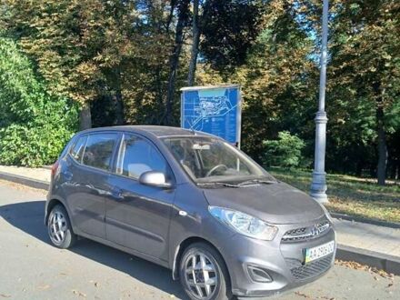 Серый Хендай и10, объемом двигателя 1.09 л и пробегом 101 тыс. км за 5200 $, фото 1 на Automoto.ua