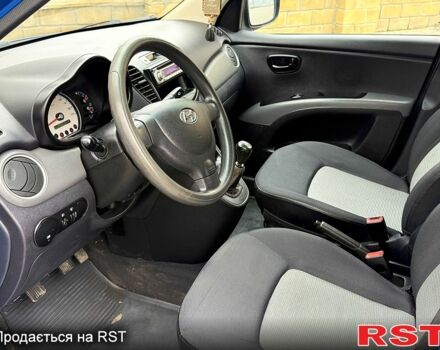 Синій Хендай і10, об'ємом двигуна 1.2 л та пробігом 135 тис. км за 5000 $, фото 10 на Automoto.ua