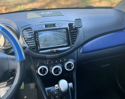 Синий Хендай и10, объемом двигателя 1.2 л и пробегом 189 тыс. км за 5200 $, фото 2 на Automoto.ua