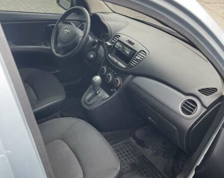 Синий Хендай и10, объемом двигателя 1.09 л и пробегом 131 тыс. км за 5600 $, фото 7 на Automoto.ua