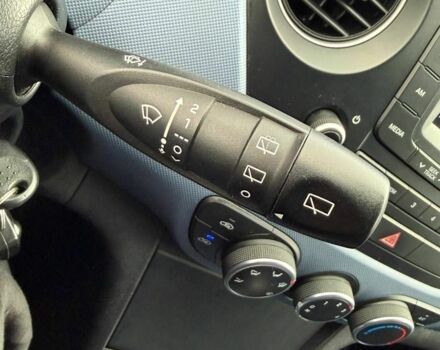 Синій Хендай і10, об'ємом двигуна 1.2 л та пробігом 86 тис. км за 8300 $, фото 21 на Automoto.ua