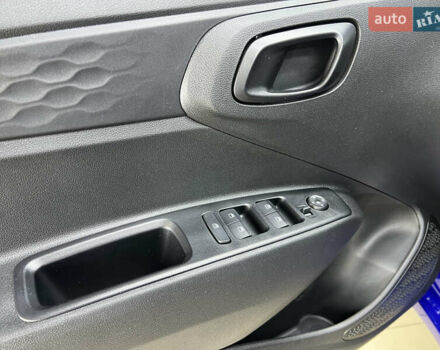 Синий Хендай и10, объемом двигателя 1.2 л и пробегом 33 тыс. км за 14800 $, фото 20 на Automoto.ua