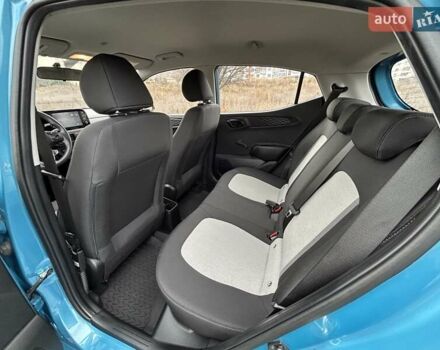 Синий Хендай и10, объемом двигателя 1.2 л и пробегом 97 тыс. км за 13300 $, фото 6 на Automoto.ua