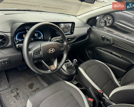 Синий Хендай и10, объемом двигателя 1.2 л и пробегом 7 тыс. км за 17300 $, фото 5 на Automoto.ua
