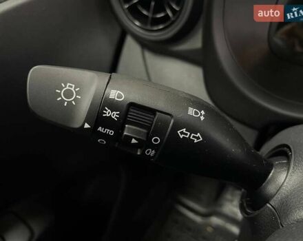 Синий Хендай и10, объемом двигателя 1 л и пробегом 1 тыс. км за 17490 $, фото 19 на Automoto.ua