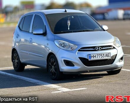 Синий Хендай и10, объемом двигателя 1.1 л и пробегом 103 тыс. км за 5000 $, фото 1 на Automoto.ua
