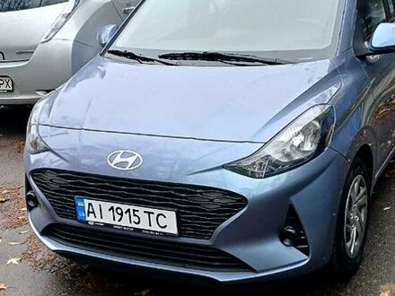 Синий Хендай и10, объемом двигателя 1 л и пробегом 300 тыс. км за 16500 $, фото 1 на Automoto.ua