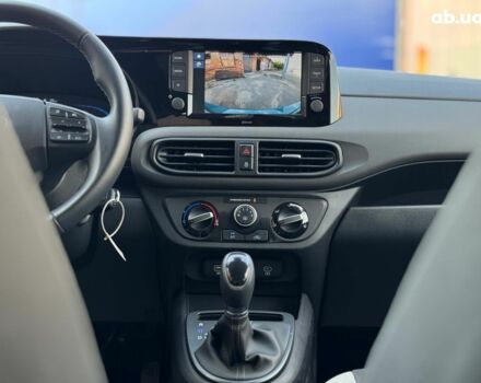 Зеленый Хендай и10, объемом двигателя 1.2 л и пробегом 5 тыс. км за 16290 $, фото 38 на Automoto.ua