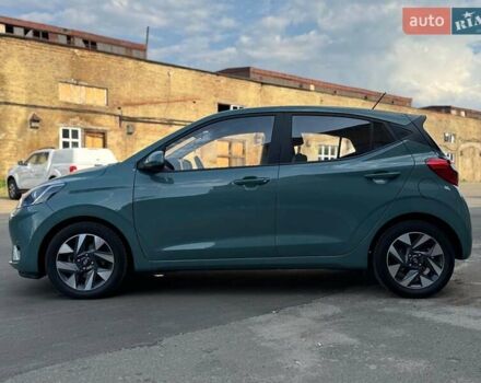 Зеленый Хендай и10, объемом двигателя 1.2 л и пробегом 5 тыс. км за 16290 $, фото 4 на Automoto.ua