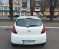 Белый Хендай и20, объемом двигателя 1.4 л и пробегом 175 тыс. км за 5500 $, фото 4 на Automoto.ua