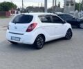 Белый Хендай и20, объемом двигателя 1.4 л и пробегом 175 тыс. км за 4600 $, фото 5 на Automoto.ua