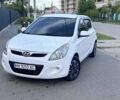 Белый Хендай и20, объемом двигателя 1.4 л и пробегом 175 тыс. км за 4600 $, фото 1 на Automoto.ua