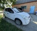 Белый Хендай и20, объемом двигателя 1.2 л и пробегом 213 тыс. км за 4600 $, фото 2 на Automoto.ua