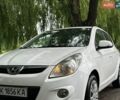 Белый Хендай и20, объемом двигателя 1.25 л и пробегом 185 тыс. км за 4699 $, фото 1 на Automoto.ua