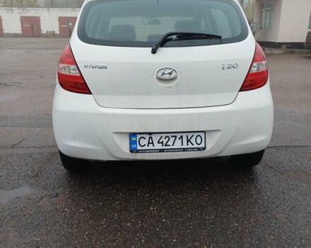 Белый Хендай и20, объемом двигателя 1.25 л и пробегом 148 тыс. км за 5400 $, фото 3 на Automoto.ua