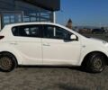 Белый Хендай и20, объемом двигателя 1.2 л и пробегом 242 тыс. км за 4600 $, фото 7 на Automoto.ua