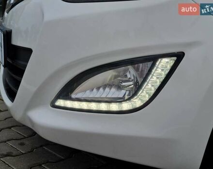 Белый Хендай и20, объемом двигателя 1.4 л и пробегом 128 тыс. км за 7900 $, фото 8 на Automoto.ua