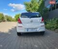 Белый Хендай и20, объемом двигателя 1.25 л и пробегом 95 тыс. км за 6400 $, фото 5 на Automoto.ua
