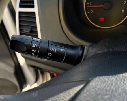 Белый Хендай и20, объемом двигателя 1.2 л и пробегом 242 тыс. км за 4600 $, фото 14 на Automoto.ua