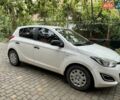 Белый Хендай и20, объемом двигателя 1.12 л и пробегом 202 тыс. км за 5700 $, фото 1 на Automoto.ua