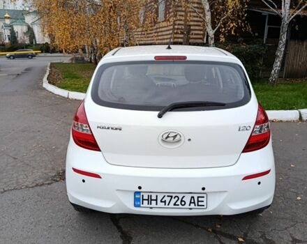 Белый Хендай и20, объемом двигателя 0 л и пробегом 190 тыс. км за 8299 $, фото 1 на Automoto.ua