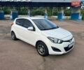 Білий Хендай і20, об'ємом двигуна 1.4 л та пробігом 121 тис. км за 6400 $, фото 1 на Automoto.ua