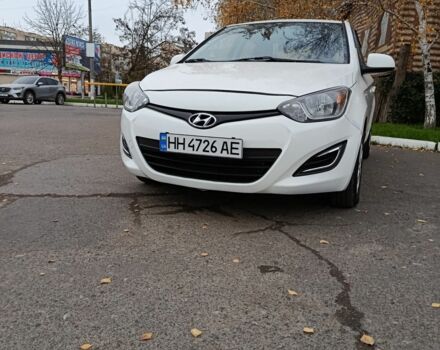 Белый Хендай и20, объемом двигателя 0 л и пробегом 190 тыс. км за 8299 $, фото 4 на Automoto.ua