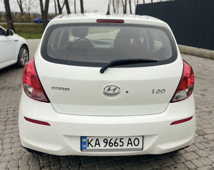 Белый Хендай и20, объемом двигателя 1.25 л и пробегом 143 тыс. км за 5800 $, фото 4 на Automoto.ua