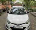Белый Хендай и20, объемом двигателя 1.12 л и пробегом 202 тыс. км за 5700 $, фото 4 на Automoto.ua