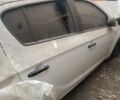 Білий Хендай і20, об'ємом двигуна 1.1 л та пробігом 170 тис. км за 1800 $, фото 1 на Automoto.ua