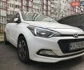 Белый Хендай и20, объемом двигателя 1.1 л и пробегом 120 тыс. км за 8400 $, фото 11 на Automoto.ua
