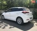 Белый Хендай и20, объемом двигателя 1.1 л и пробегом 120 тыс. км за 8400 $, фото 3 на Automoto.ua