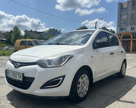 Белый Хендай и20, объемом двигателя 1.1 л и пробегом 188 тыс. км за 6250 $, фото 1 на Automoto.ua