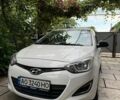 Белый Хендай и20, объемом двигателя 1.25 л и пробегом 260 тыс. км за 5700 $, фото 1 на Automoto.ua