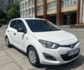 Белый Хендай и20, объемом двигателя 1.1 л и пробегом 188 тыс. км за 6250 $, фото 2 на Automoto.ua