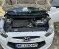 Белый Хендай и20, объемом двигателя 1.1 л и пробегом 2 тыс. км за 5600 $, фото 22 на Automoto.ua
