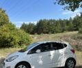 Белый Хендай и20, объемом двигателя 1.1 л и пробегом 2 тыс. км за 5600 $, фото 3 на Automoto.ua