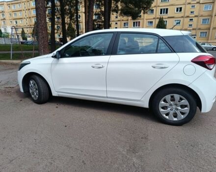 Білий Хендай і20, об'ємом двигуна 1.1 л та пробігом 232 тис. км за 7300 $, фото 3 на Automoto.ua
