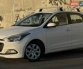 Белый Хендай и20, объемом двигателя 1.1 л и пробегом 266 тыс. км за 6350 $, фото 8 на Automoto.ua