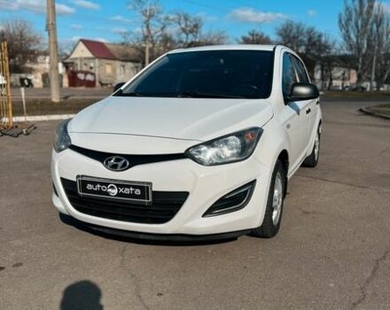 Белый Хендай и20, объемом двигателя 1.2 л и пробегом 188 тыс. км за 5300 $, фото 1 на Automoto.ua